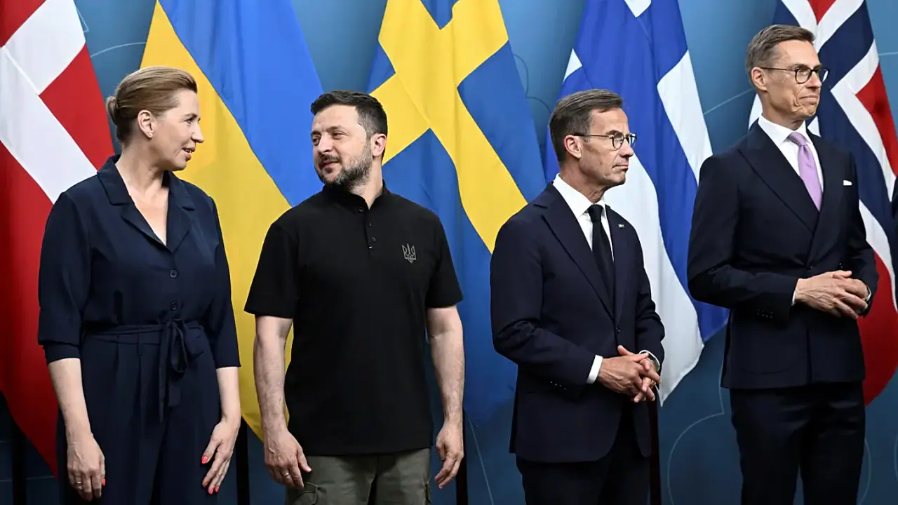 Pokalbis su Putinu sukėlė Šiaurės šalių ginčą