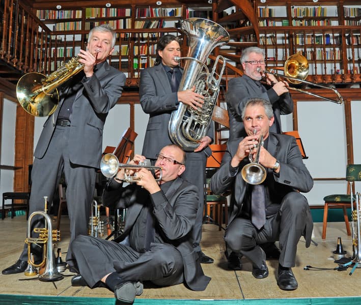Užutrakyje - "International Brass"