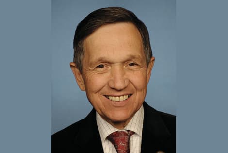 JAV kongresmenas Dennisas Johnas Kucinich dar 2006 metais sakė: "Pradėti karą su Iranu – blogiausia, ką galėtume padaryti"