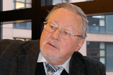 V. Landsbergis bara įpėdinius ir šaukia neeilinį TS-LKD suvažiavimą