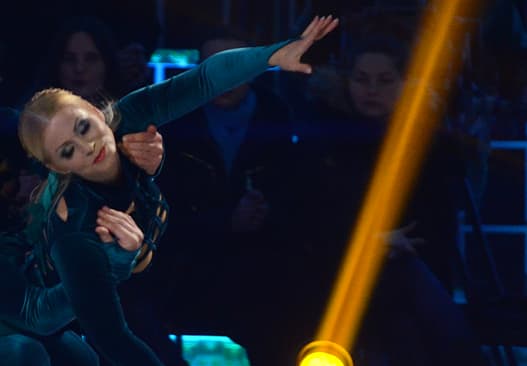 Lietuva suglumusi: Vaida Genytė palūžo prieš pat „Šokių ant ledo“ pusfinalį