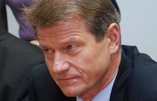 Partijoms siūloma pasirašyti susitarimą dėl ES šalių lygių minimalių pajamų
