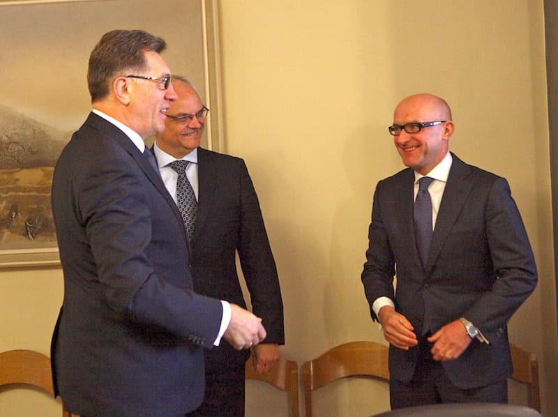 Premjeras Algirdas Butkevičius priėmė „Orlen Lietuva“ generalinį direktorių. Dainiaus Labučio (ELTA) nuotr.