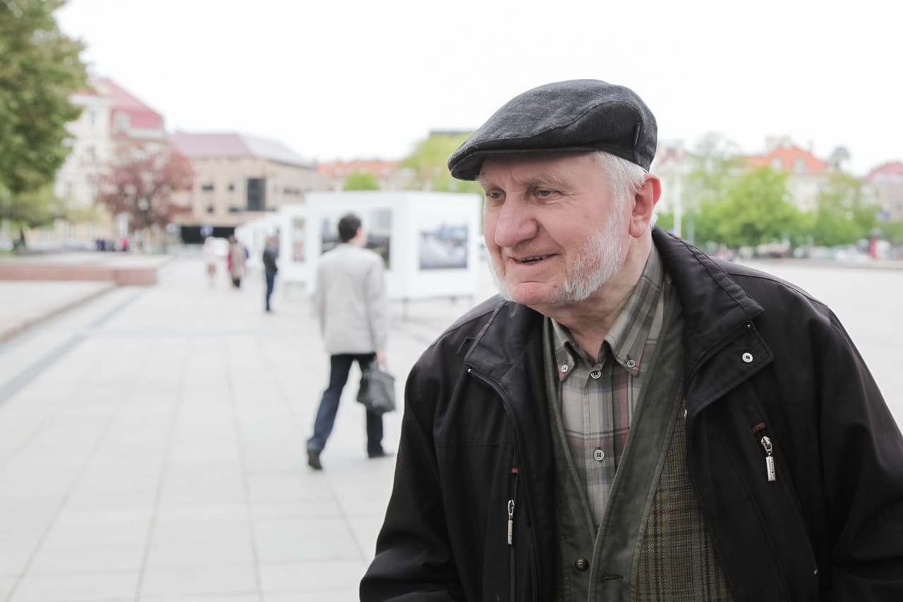 Spaudos atgavimo dieną Katedros aikštėje atidaryta Z. Kazėno fotoparoda apie kovą už Lietuvos laisvę