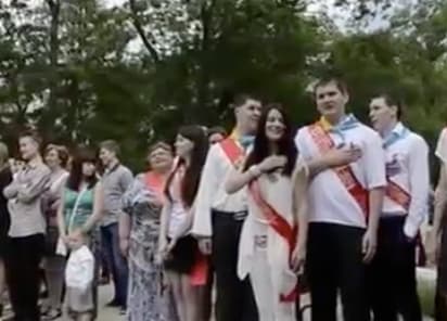Krymo moksleiviai vietoje Rusijos himno sugiedojo Ukrainos himno kupletą