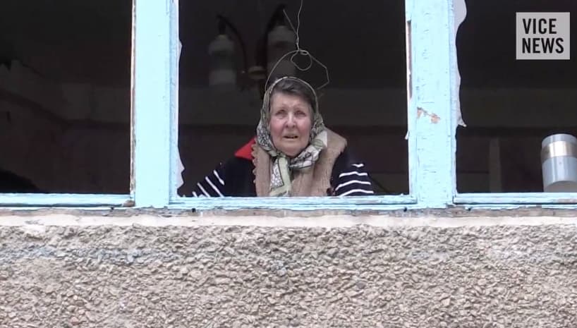 Ukraina atsikovojo Slavianską (vaizdai ir nuotaikos po mūšių, VICE News reportažas)