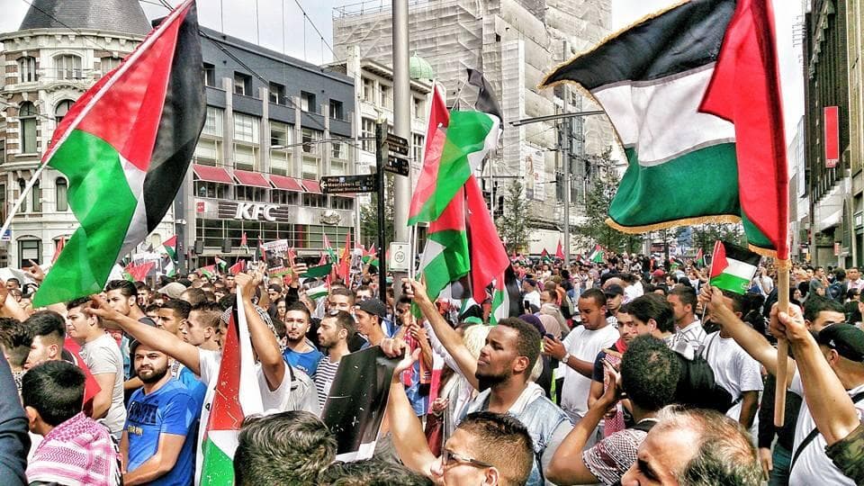 Palestinai palaikyti sekmadienį Hagoje įvyko didelė demonstracija