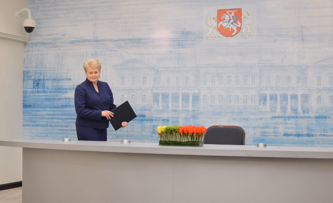 Gera naujiena: prezidentė D. Grybauskaitė antrojoje kadencijoje pažabos politinę korupciją