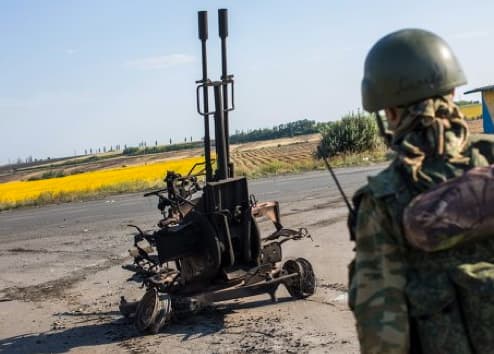 Malaizijos Boingą virš Donbaso galimai numušė Ukrainos armijos išdavikai
