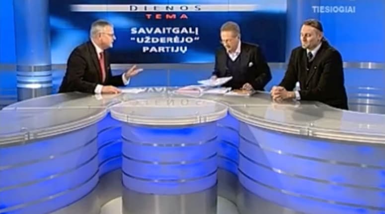 Aš gyvenu, kur drėgna ir tamsu