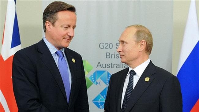 Britų ir rusų vadovai Deividas Kameronas ir Vladimiras Putinas ketina draugiškai kartu išspręsti daugiau kaip ketverius metus trunkančią Sirijos krizę.