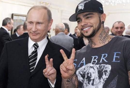 Putinas savo gimimo dieną sutiko ant ledo