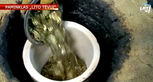 Tarpukario šviesuolis nulietas iš išlydytų penkiasdešimties lito centų monetų