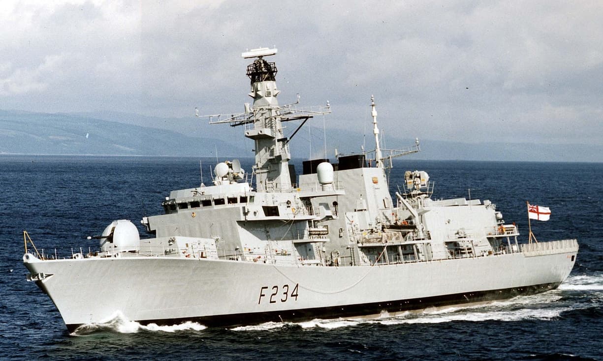 Laivas „HMS Iron Duke“ nuo šiol bus Baltijos jūroje.