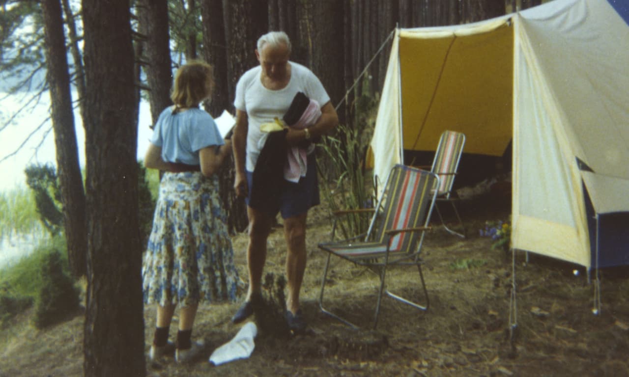 Popiežiaus Jono Pauliaus II laiškai atskleidė 32 metus trukusius jo ryšius su ištekėjusia moterimi