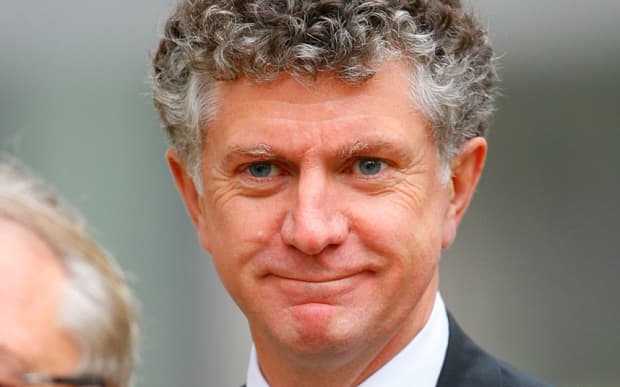 Specialusis Jungtinės Karalystės patarėjas Libijoje Džonatanas Pauelas (Jonathan Powell).