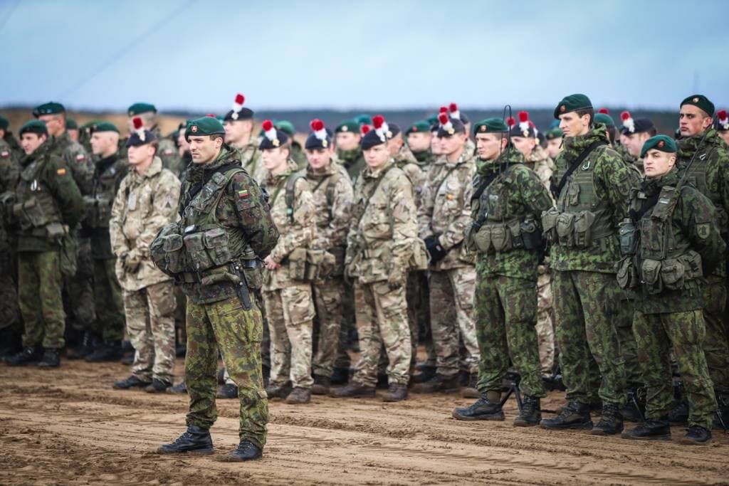 KAM archyvo nuotr. (aut. I. Budzeikaitė) - 2015 m. Lietuvoje vykusiose pratybose "Geležinis kardas 2015" treniravosi ir Jungtinės Karalystės kariai.