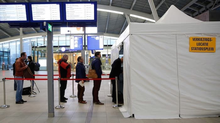 Olandai referendume atmetė ES ir Ukrainos asociacijos sutartį
