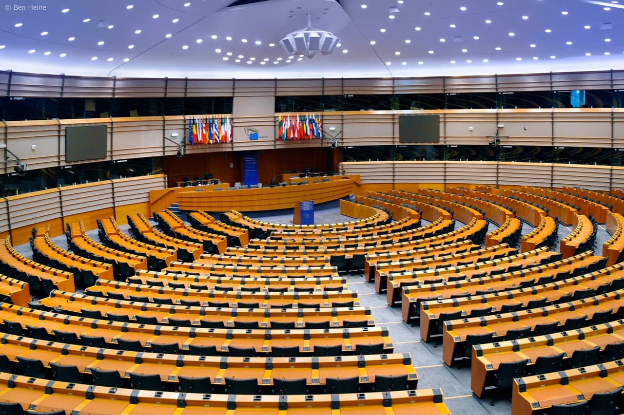 Neeilinė Europos Parlamento sesija dėl JK referendumo pasekmių