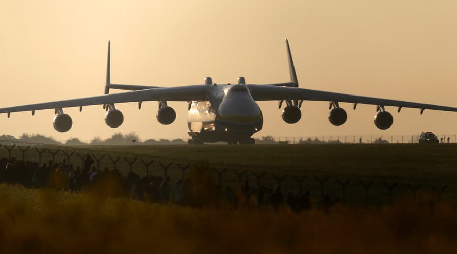 AN-225 Mriya.