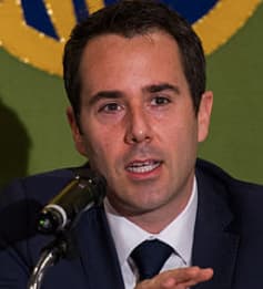 Danielis Bearas.