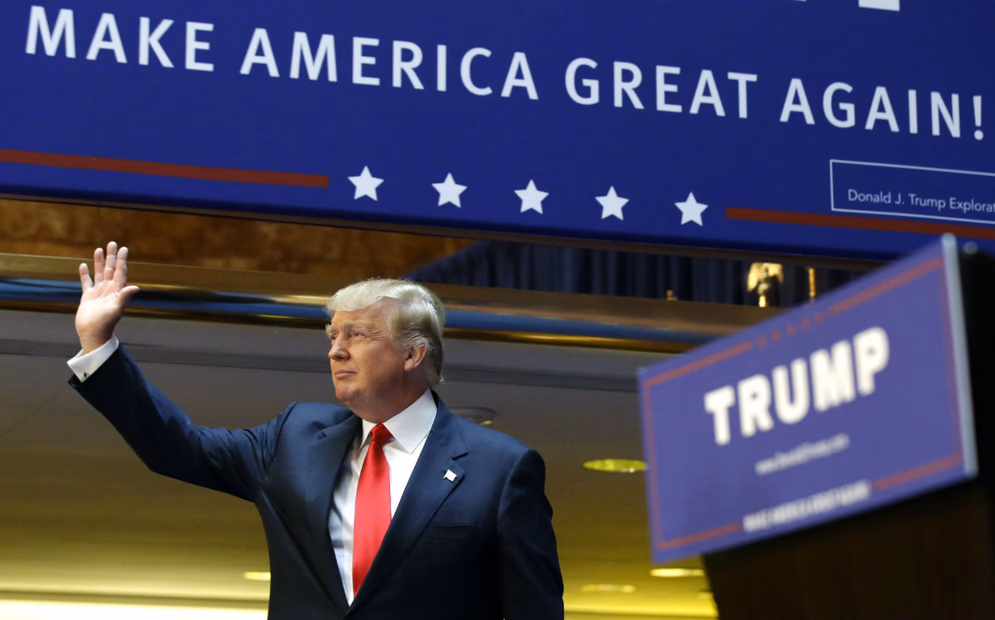 Prezidento Donaldo Trampo rinkiminis pažadas „Make America Great Again“ – neįgyvendinama svajonė?