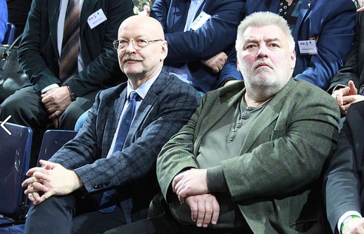 R. Valatka (kairėje). Nuotr. facebook.com