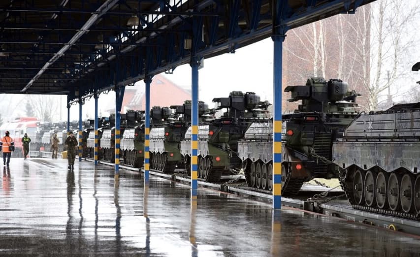 Atvykus vokiečių sunkiajai technikai, NATO batalionas Lietuvoje pasirengęs treniruotėms