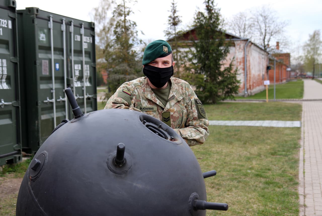 Sekmadienio pasakėčia. Pokalbis su šiandieniniu herojumi: išminuotojai kasdien gelbėja mūsų gyvybes