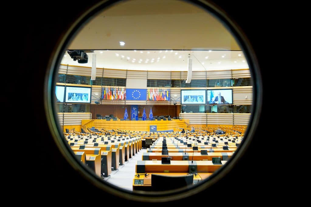 Šią savaitę Europos Parlamente: žemės ūkio politika, padėtis Šengeno erdvėje, sekimo programėlės