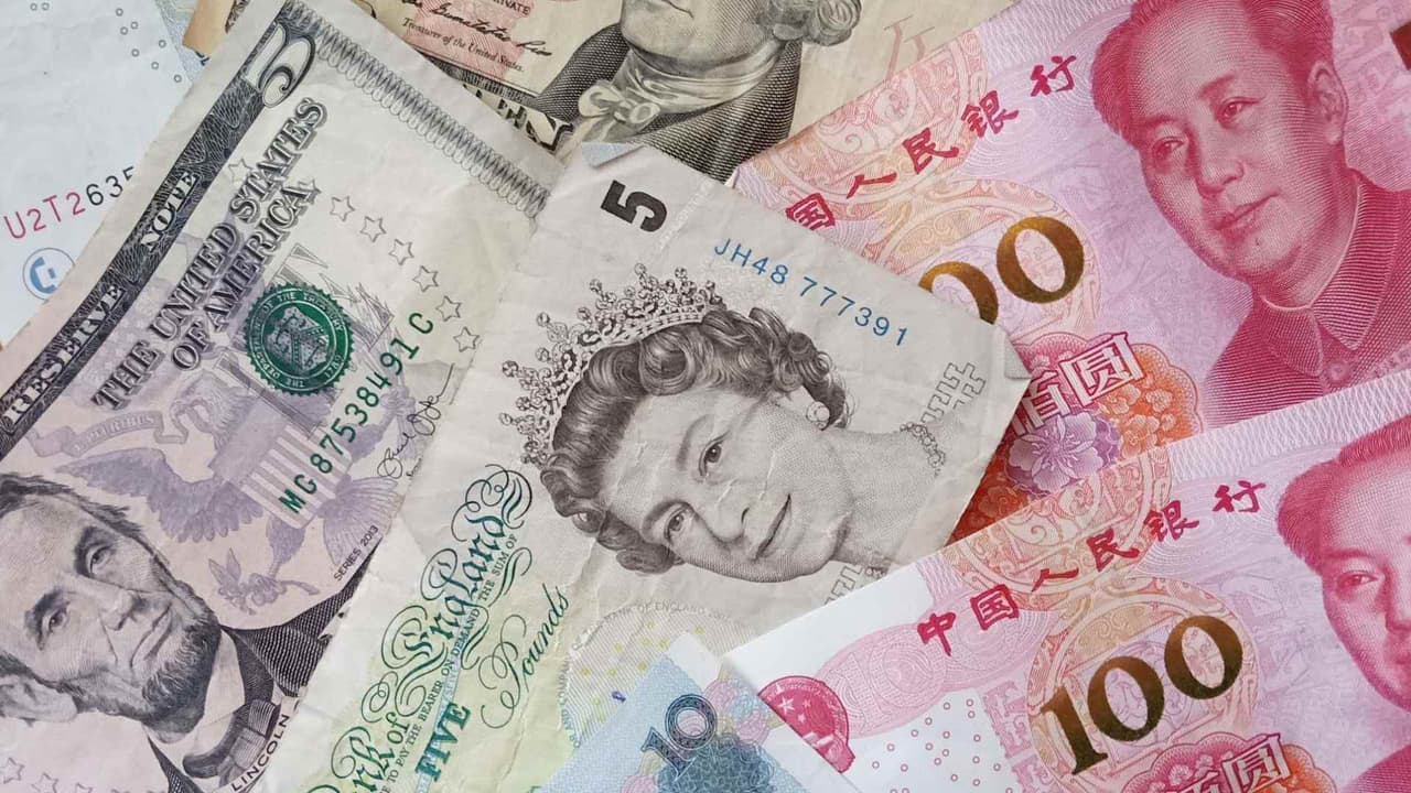 Kinija tapo didžiausia pasaulio skolintoja, gerokai pralenkdama Tarptautinį valiutos fondą ir Pasaulio banką.