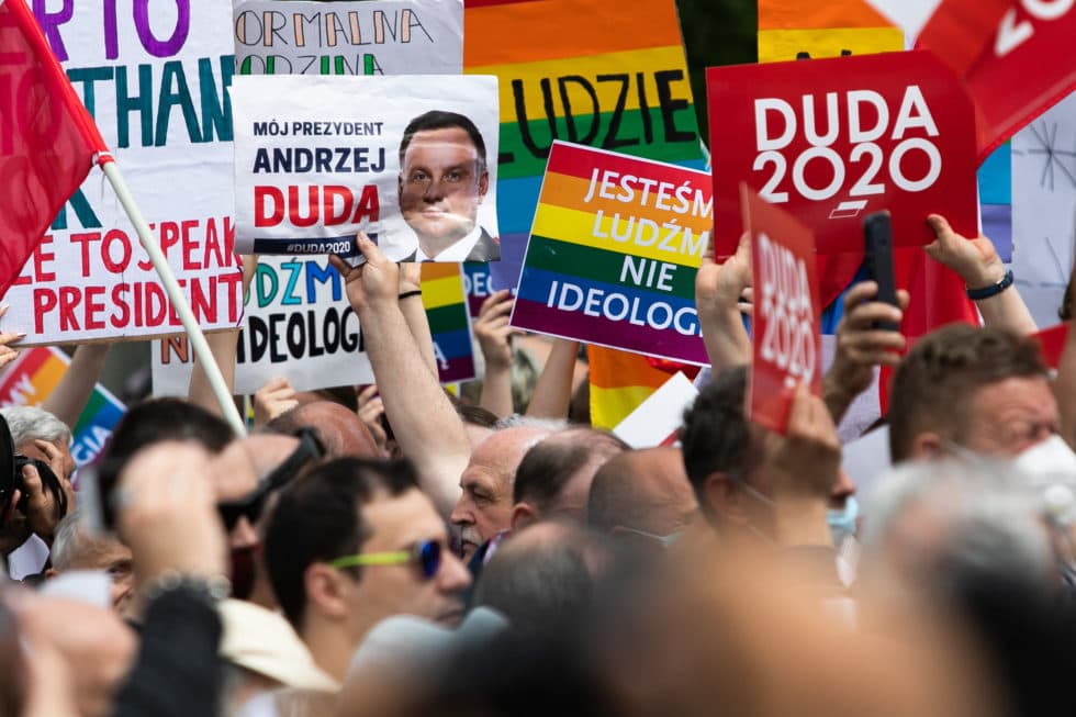 Rinkimus vėl laimėjus Andžejui Dudai, EP išreiškė nerimą dėl Lenkijos gėjų ateities
