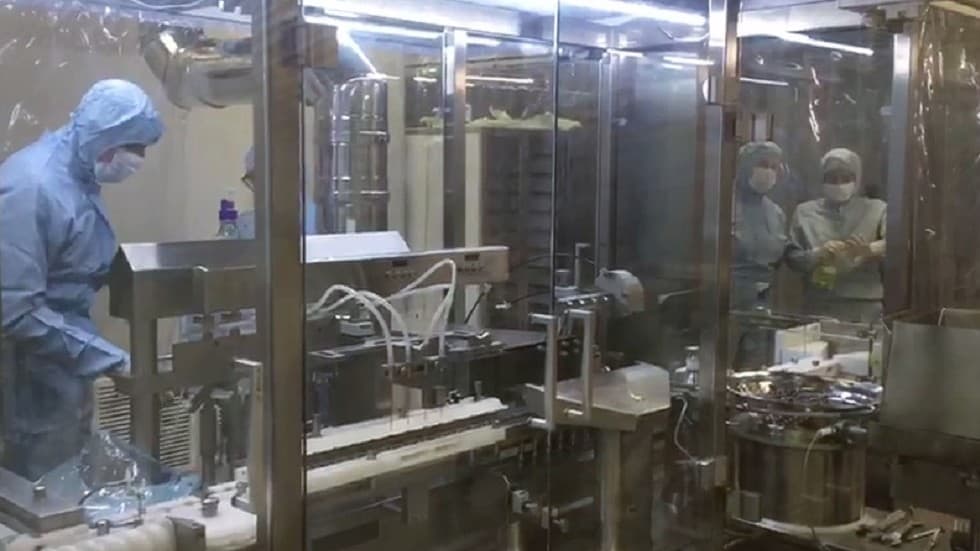 Rugsėjį Rusijos vakcina SPUTNIK V pasieks 40 tūkst. savanorių, sutinkančių ją išbandyti