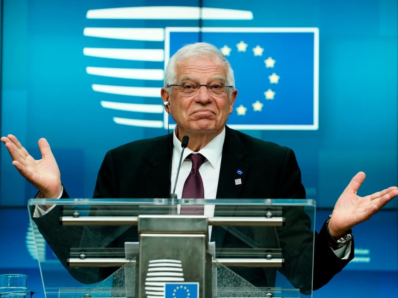 ES užsienio reikalų politikos vadovas Žuzepas Borelas ne kartą yra susipainiojęs.