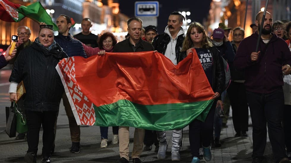 Minskas. Protestas prieš protestuotojus.