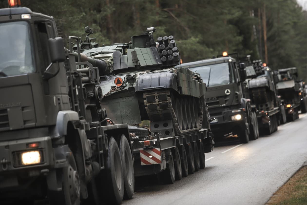 Nepaprastai didelės NATO pratybos „Brilliant Jump 2020“ vyks ir tuomet, kai Lietuvoje bus minimos Vėlinės ir Visų Šventųjų diena