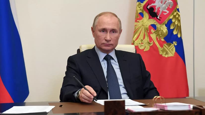 Vladimiras Putinas.