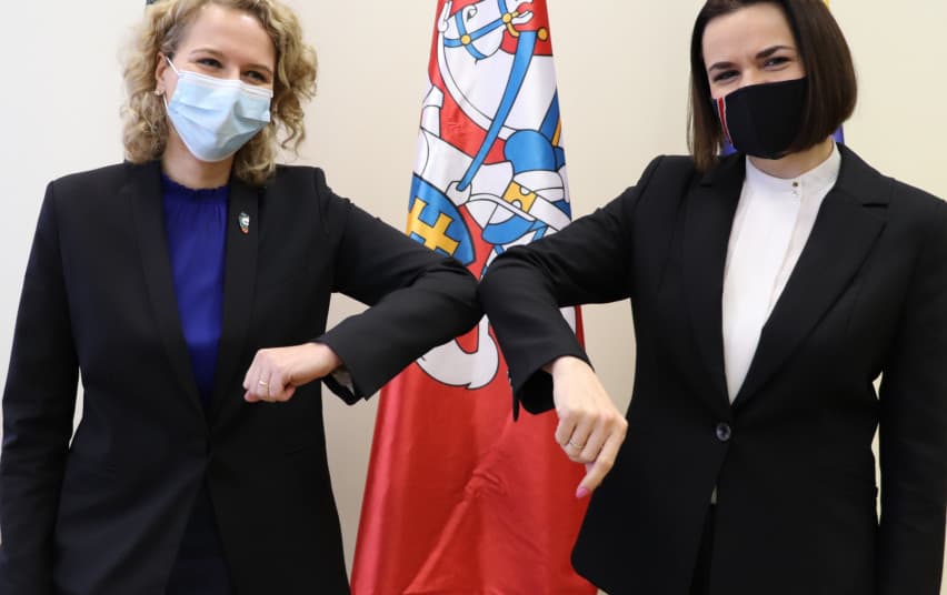 Ekonomikos ir inovacijų ministrė Aušrinė Armonaitė ir Baltarusijos prezidentė Svetlana Tichanovskaja. Nuotr. lrv.lt