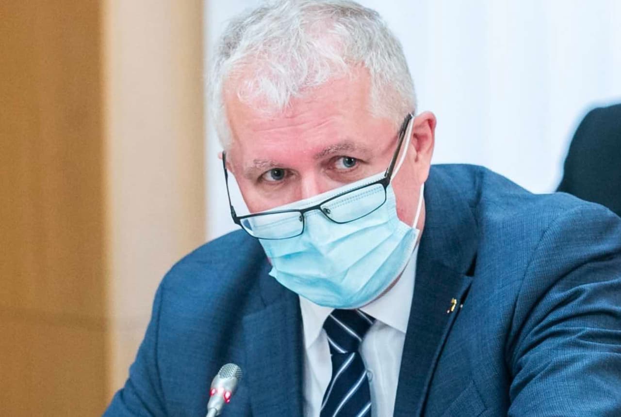 A. Anušauskas pasirinko šūkį, simbolį ir mintį, kuri jam yra artimesnė