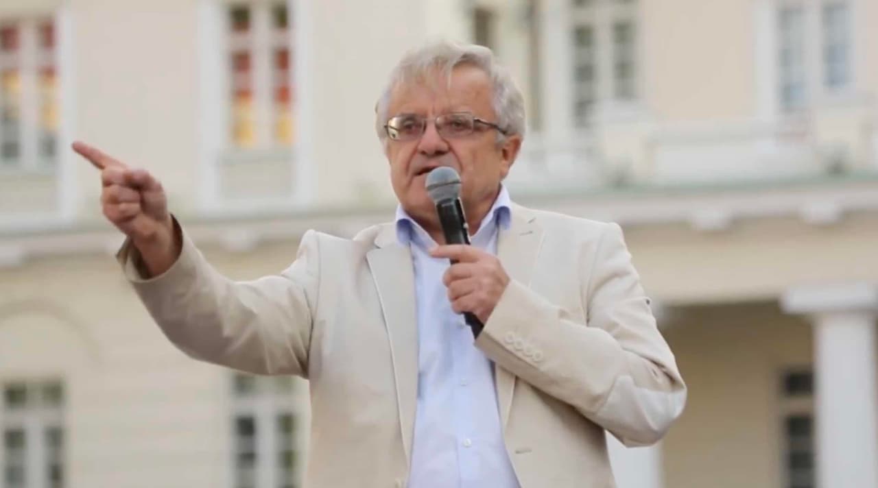 V. Radžvilas dėl Maršo: nenormalu, kad mitinge kalbėjo asmuo, leidęs sau sulyginti J. Noreiką-Vėtrą su A. Hitleriu
