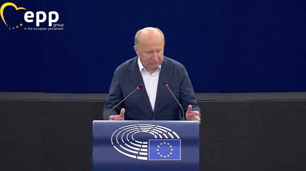 Išsiskyrė kovotojų A. Kubiliaus ir V. Landsbergio nuomon��s dėl JAV ir Rusijos prezidentų susitikimo