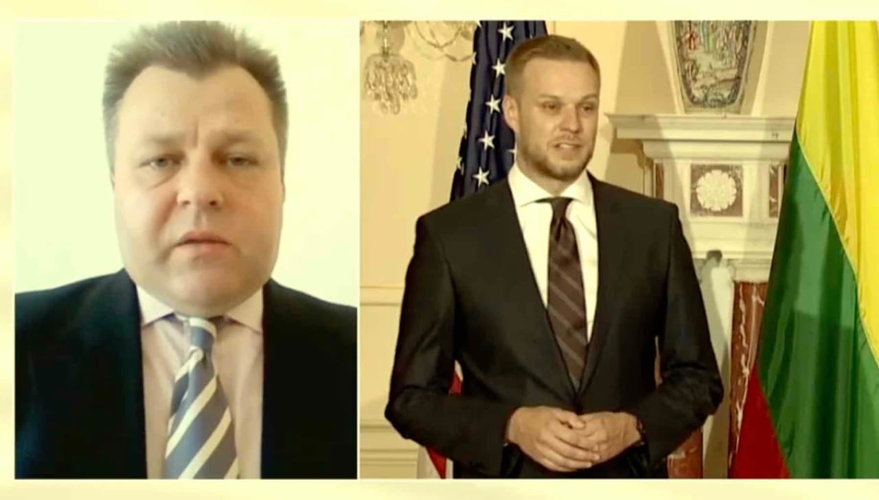 Putinas pradėjo karinę invaziją į Kazachstaną