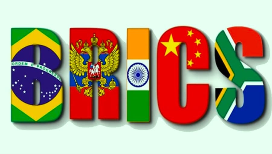 Kinija pasiūlė pradėti BRICS plėtros procesą