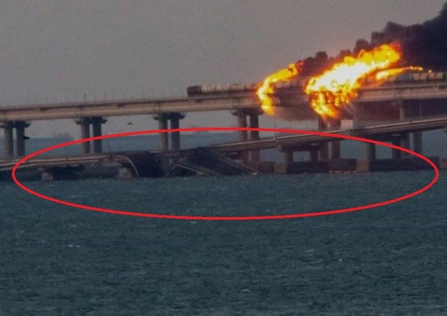 Krymo tiltas jau pažeistas (Ukraina smogė raketomis)