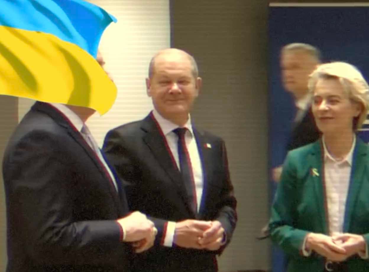 Šolcas perspėtas dėl Hamburgo uosto