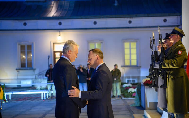 Nausėda sutarė toliau aktyviai remti Moldovos eurointegracijos siekį
