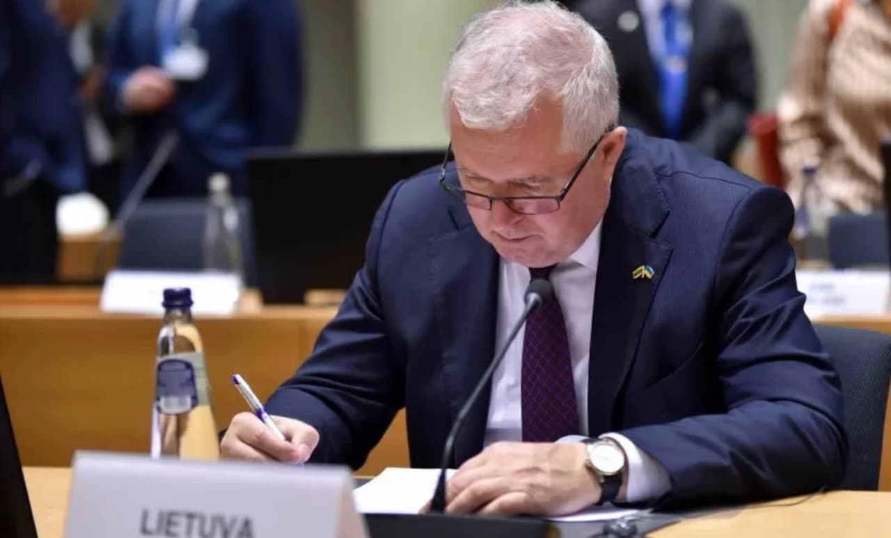 Europos Sąjunga pradeda karinę paramos misiją Ukrainai