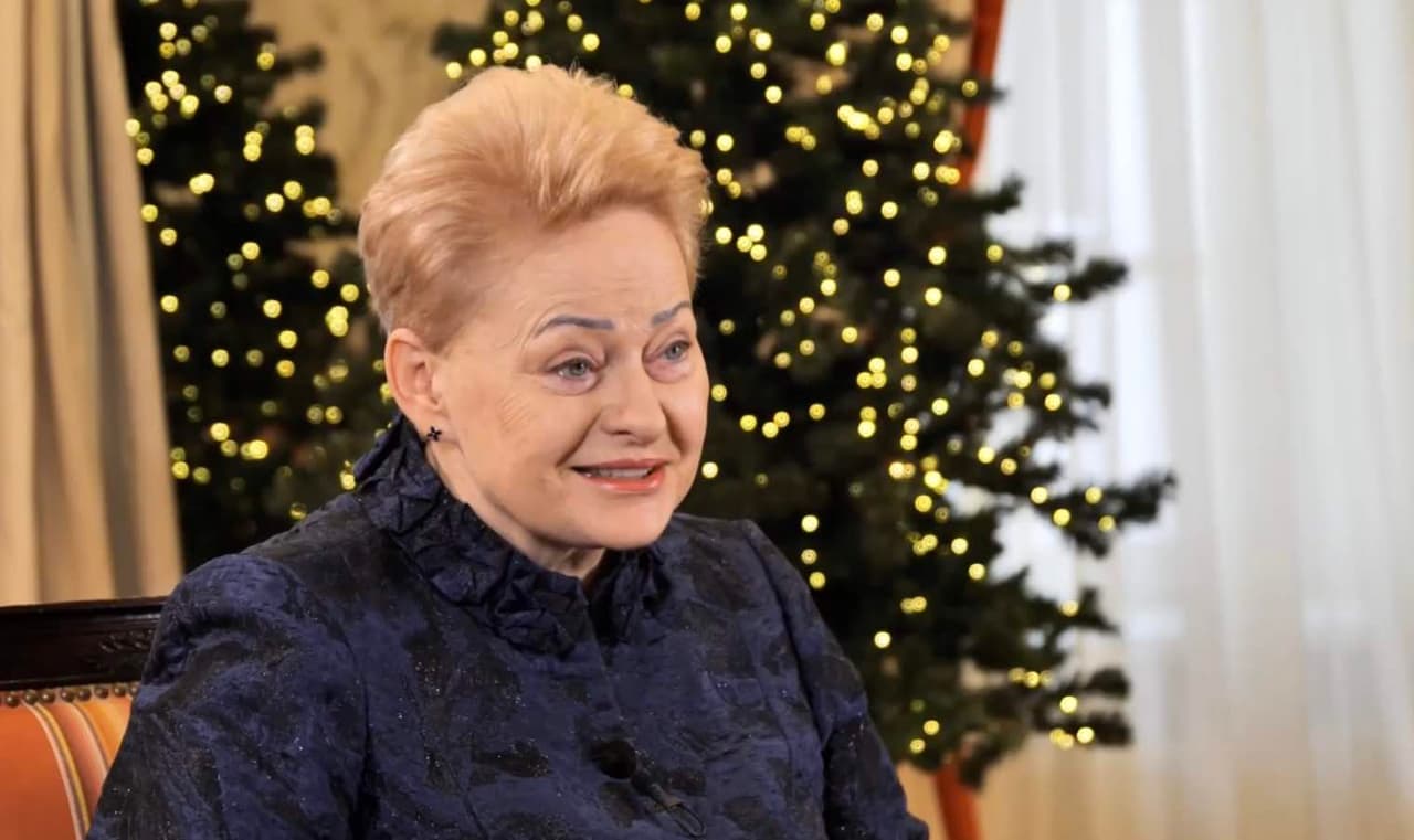 Prezidentė Grybauskaitė iki šiol daug dirba ir primena, kad priešą reikia nugalėti mūšio lauke