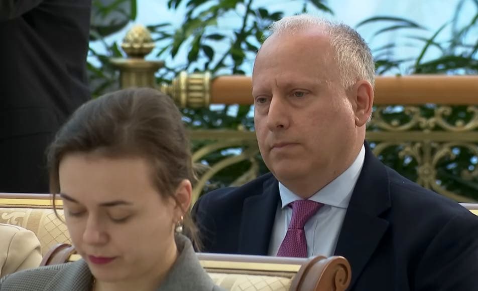 Lukašenka atsakė į Vakarų žurnalisto klausimą ir ragino kalbėtis apie taiką