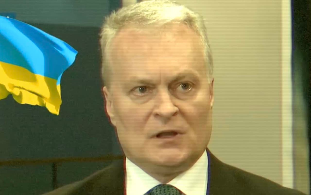 Karas nėra tolimas klausimas (JAV prezidentas užsirašinėjo)